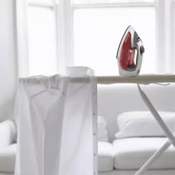 BLACK+DECKER Xpress Steam Iron with Stainless Steel Soleplate and Retractable Cord Reel, Red thumbnail 6