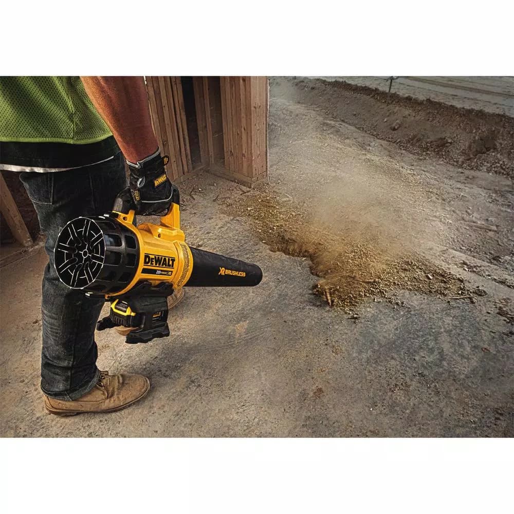DEWALT 20V MAX Cordless Hedge Trimmer Kit with 5.0 Ah Battery, Charger, and Bonus Handheld Leaf Blower