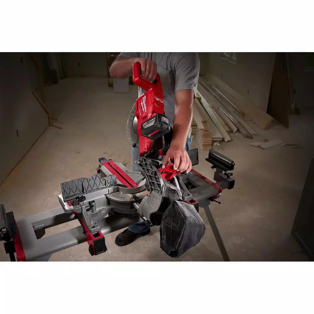 Milwaukee M18 FUEL 10 in. Dual Bevel Sliding Compound Miter Saw (Tool-Only)