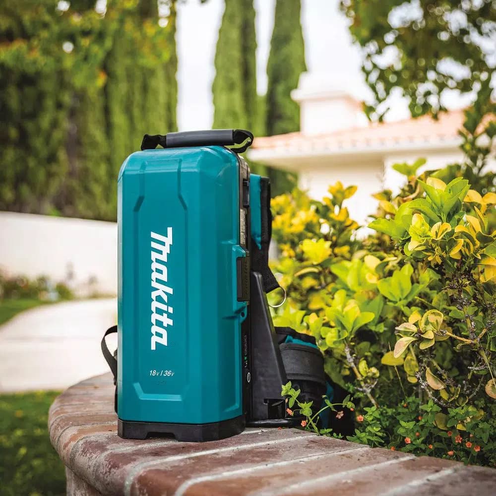 Makita 18V LXT and LXT X2 Portable Backpack Power Supply