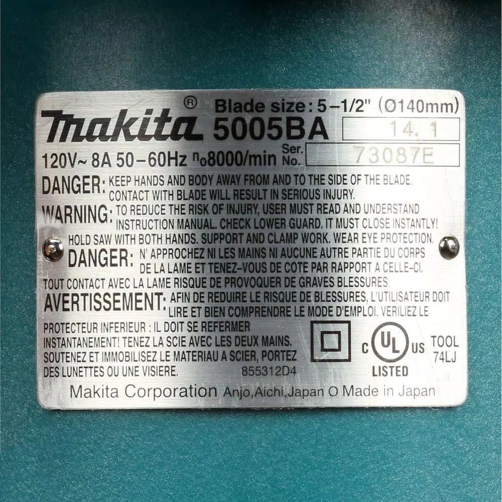 Makita 5-1/2 in. 8 Amp Corded Electric Brake Circular Saw with 18T Carbide Blade
