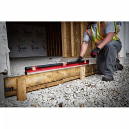 Milwaukee 48 in. Concrete Screed Level, Multi-Functional Magnesium Darby and Level Tool thumbnail 4