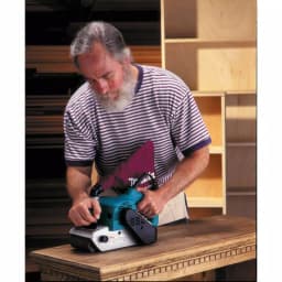 Makita 11 Amp 4 in. x 24 in. Corded Belt Sander with Dust Bag thumbnail 10