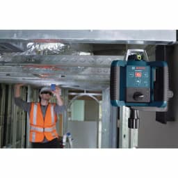 Bosch BT300 Heavy-Duty Aluminum Professional Building Tripod with Shoulder Strap thumbnail 7