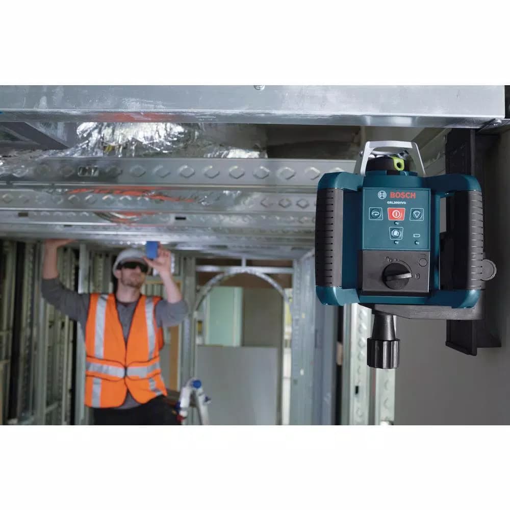 Bosch BT300 Heavy-Duty Aluminum Professional Building Tripod with Shoulder Strap