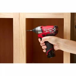 Milwaukee M12 REDLITHIUM CP2.0 12V 2.0 Ah Compact Lithium-Ion Battery Pack thumbnail 3