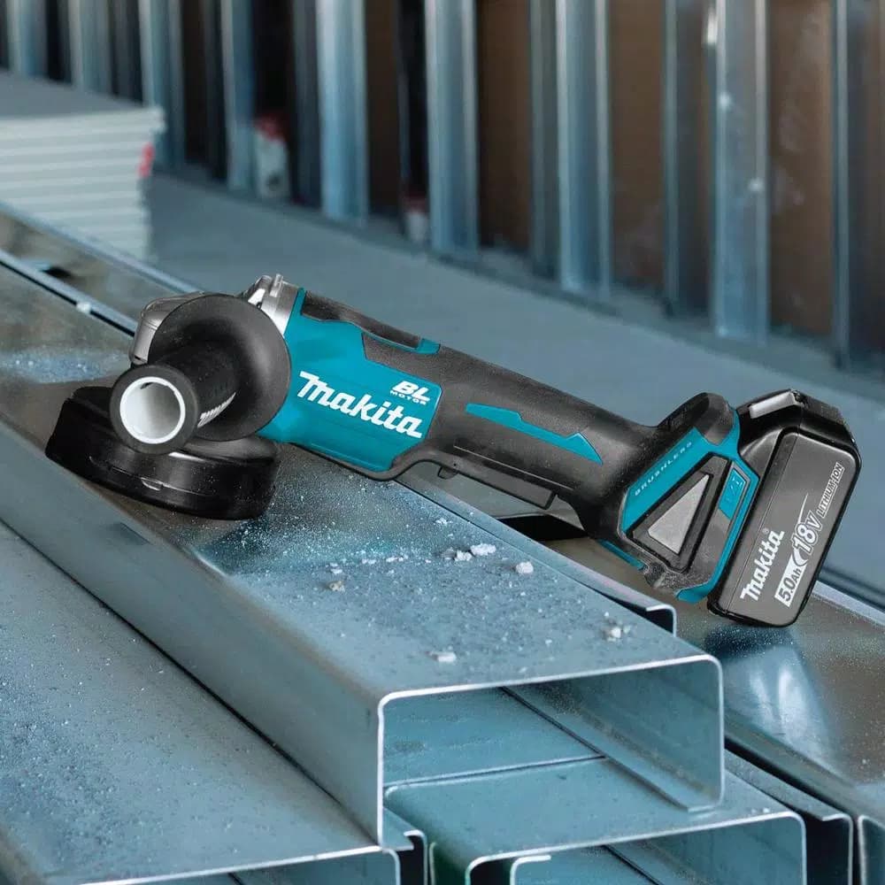 Makita 18V LXT Brushless 5 in. Cordless Angle Grinder Kit with 5.0Ah Battery & Charger