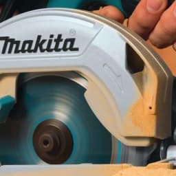 Makita 18V LXT Brushless 6-1/2 in. Cordless Circular Saw with Electric Brake (Tool Only) thumbnail 10