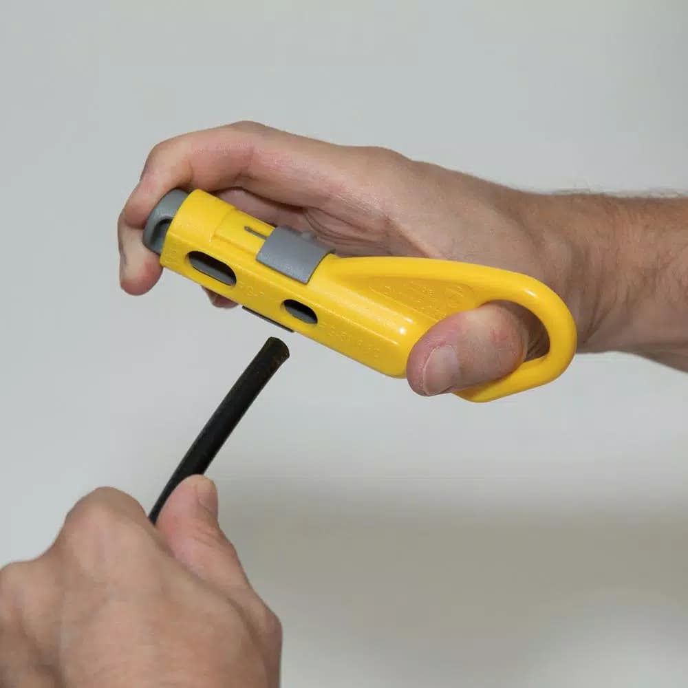 Klein Tools Coax Combination Radial Stripper for RG6, RG59, RG11, and RG7 Cables