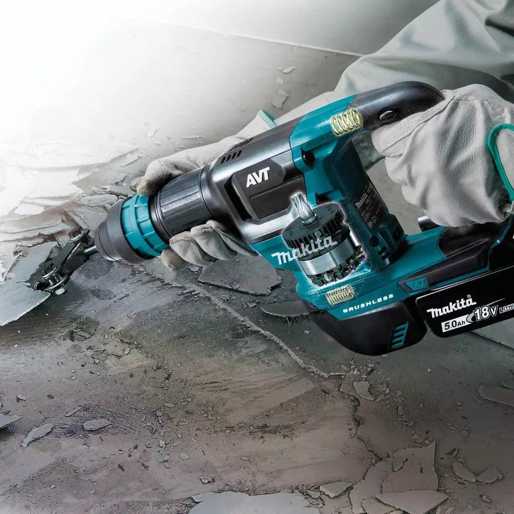Makita 18V LXT Brushless Cordless AVT Power Scraper Kit with 5.0 Ah Batteries and Charger