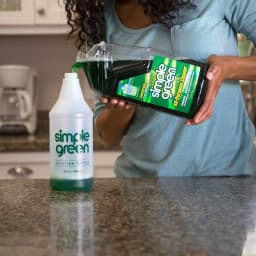 Simple Green All-Purpose Cleaner Concentrated Degreaser, 67.6 oz thumbnail 3