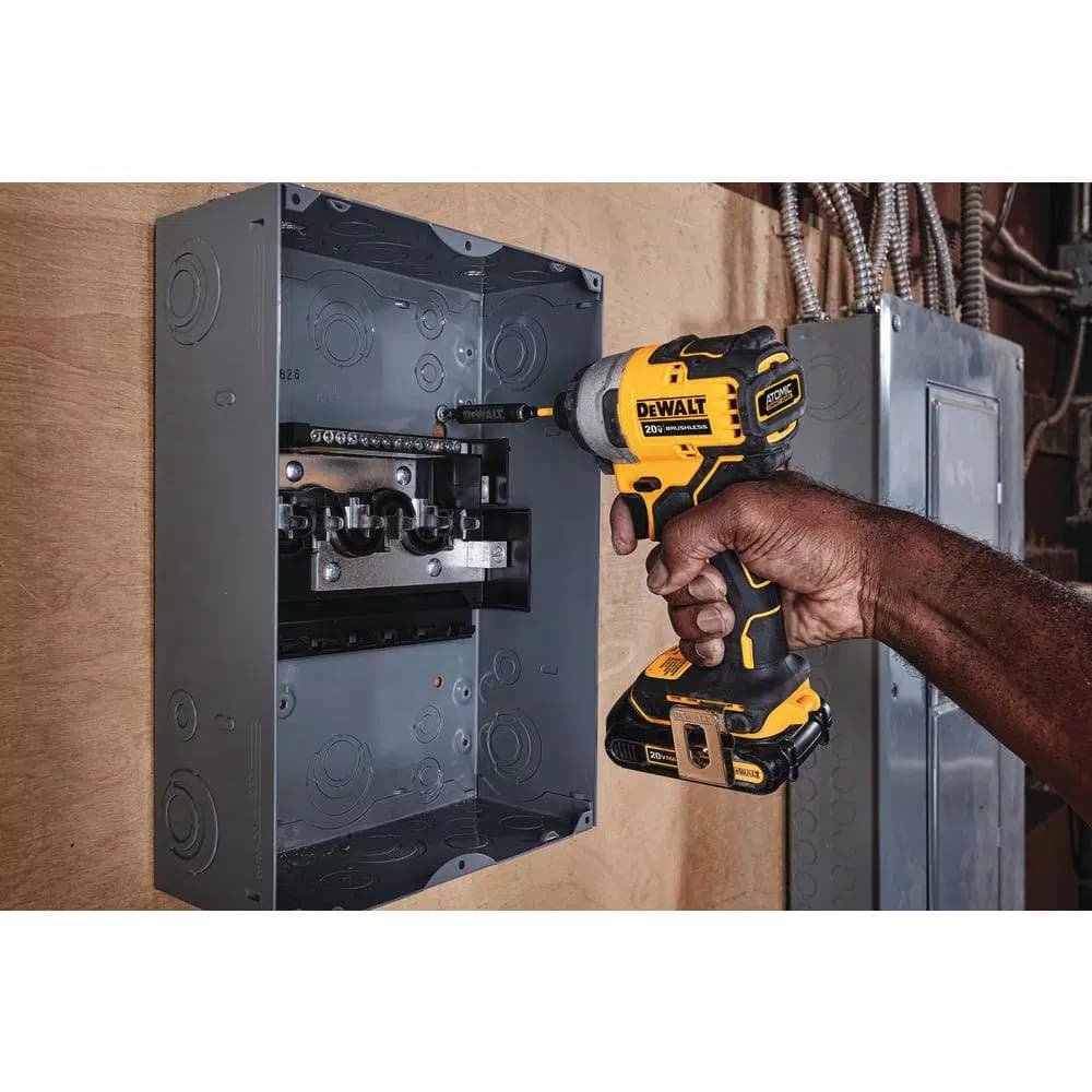 DEWALT 20V MAX ATOMIC 1/4 in. Brushless Compact Impact Driver Kit with 4 Batteries and Charger