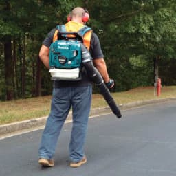 Makita EB7660WH 75.6cc MM4 4-Stroke Commercial Backpack Blower, 206 MPH, 706 CFM thumbnail 3