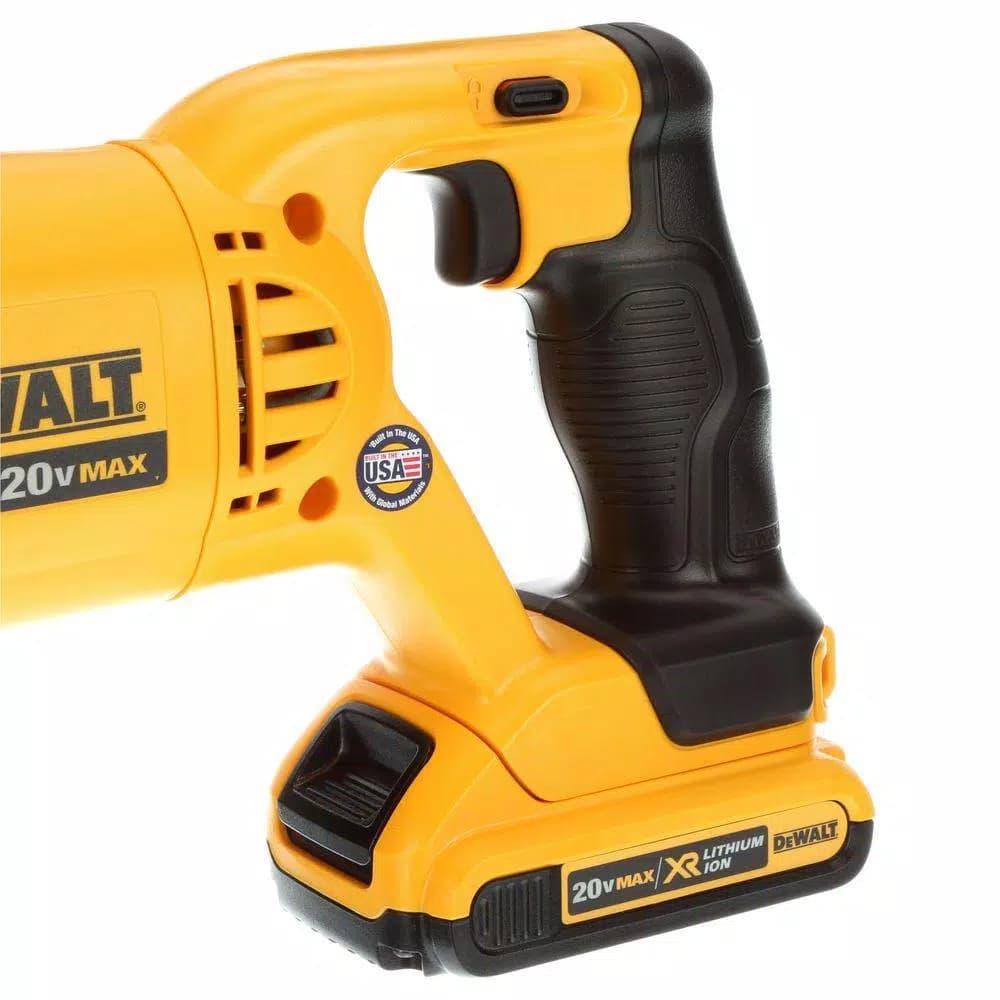 DEWALT 20V MAX Cordless 4-Tool Combo Kit with (2) 2.0Ah Batteries & Charger