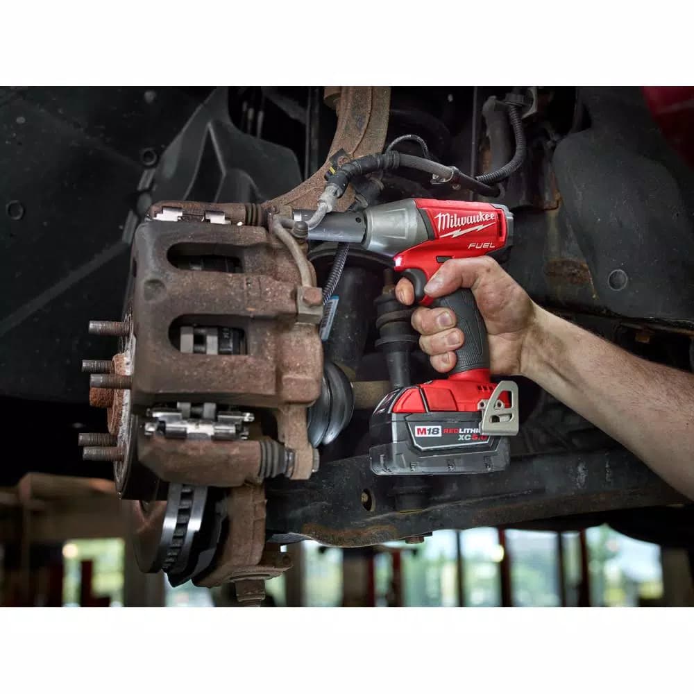 Milwaukee M18 FUEL 1/2 in. High Torque & 3/8 in. Compact Impact Wrench 2-Tool Combo Kit