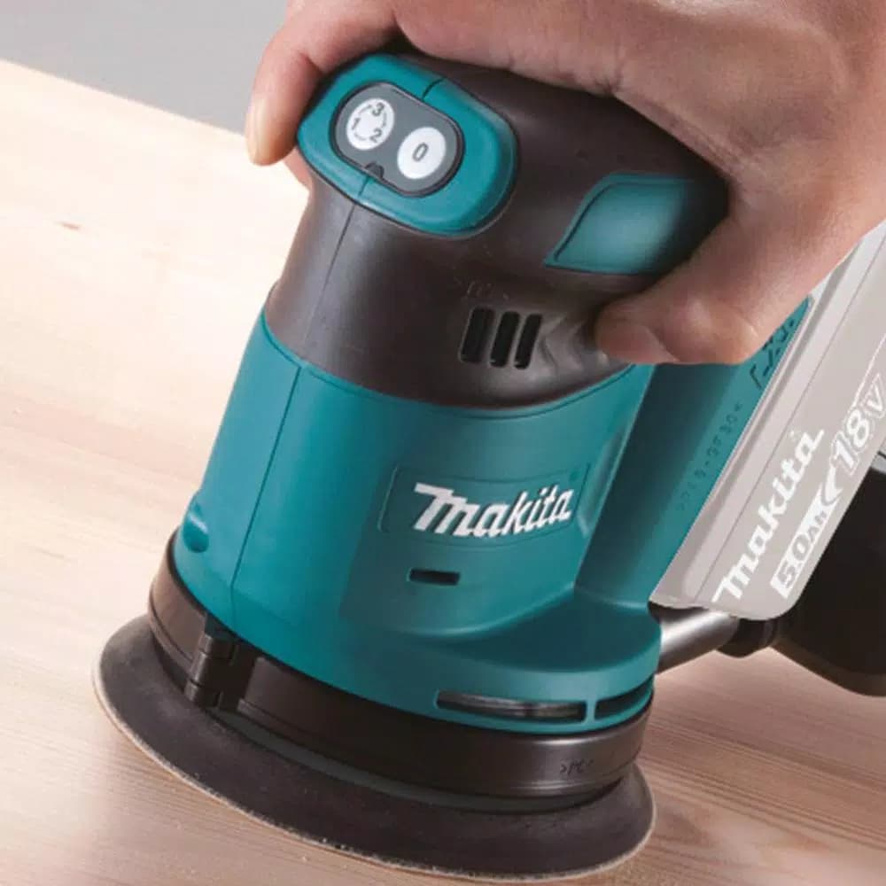 Makita 18V LXT Cordless 5 in. Random Orbit Sander, Tool-Only (XOB01Z)