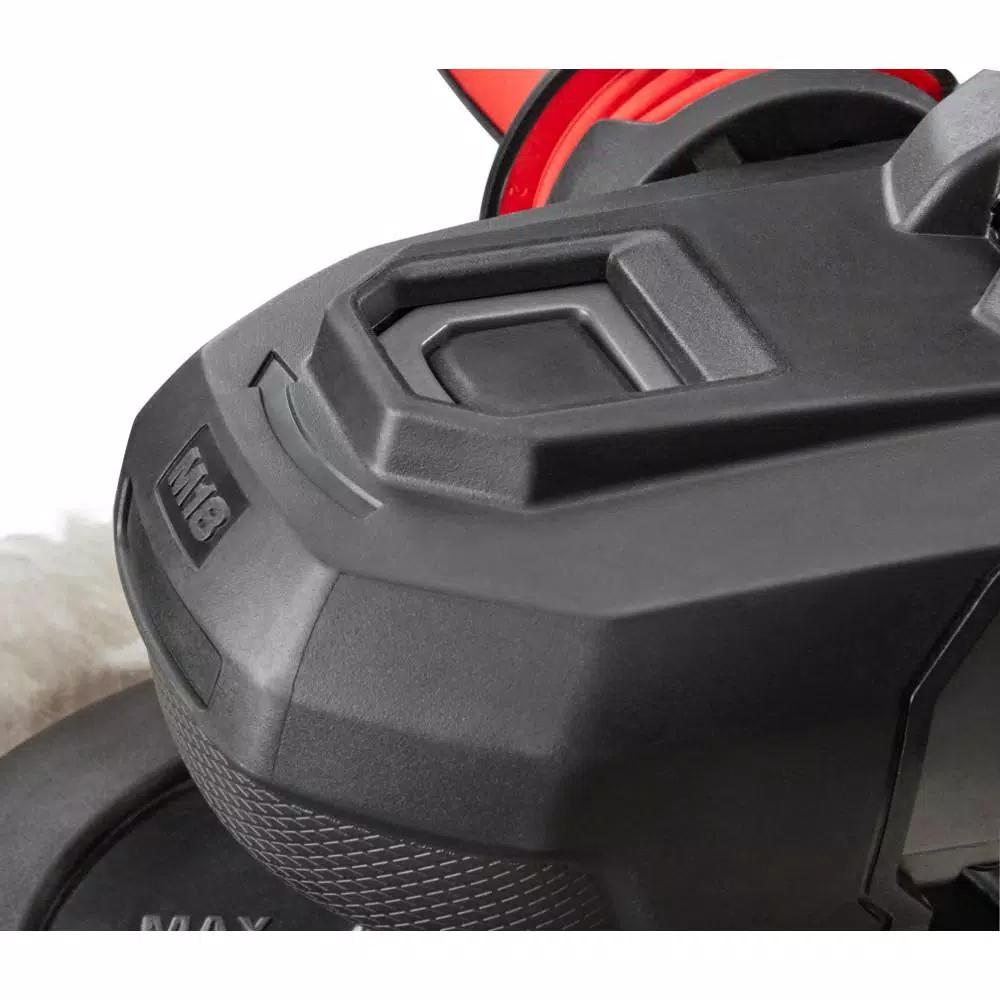 Milwaukee M18 FUEL 7 in. Variable Speed Cordless Polisher Kit with (2) 5.0 Ah Batteries & Pads