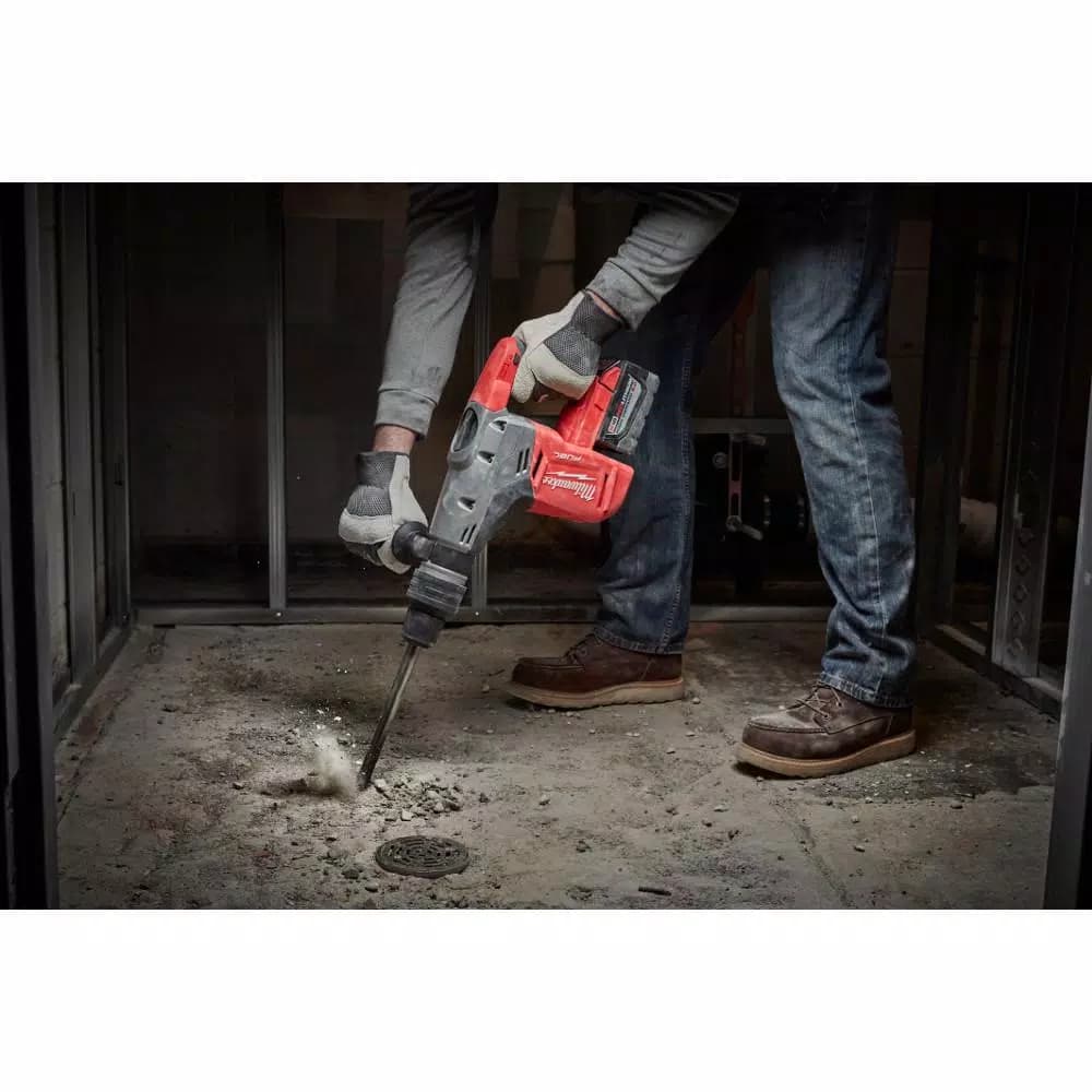 Milwaukee M18 FUEL 1-9/16 in. SDS-Max Rotary Hammer & M18 FUEL Grinder Combo Kit