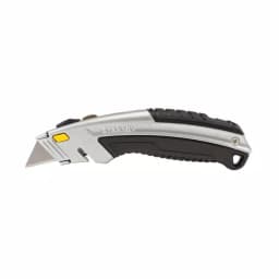 Stanley Instant Change Utility Knife with FatMax Blades and Integrated String Cutter thumbnail 3