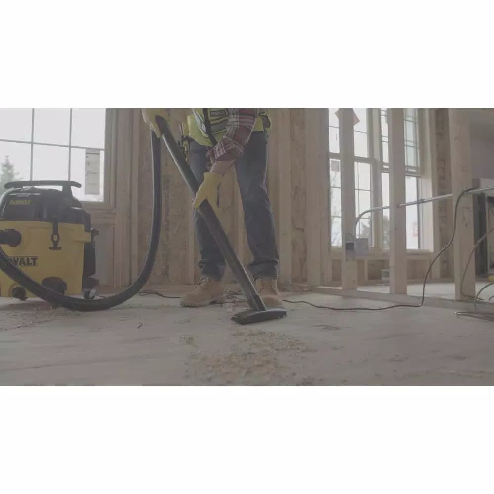 DEWALT 9 Gal. Wet/Dry Vacuum with 5 Peak HP Motor and Fine-Dust Cartridge Filter