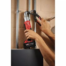 Milwaukee M18 18V Cordless 1/4 in. Hex 2-Speed Right Angle Impact Driver Kit with (2) 3.0 Ah Batteries, Charger & Case thumbnail 6