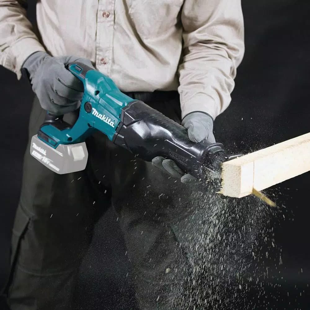 Makita 18V LXT Lithium-Ion Cordless Reciprocating Saw (Tool Only)
