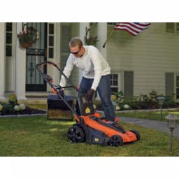 BLACK+DECKER 20 in. 40V MAX Cordless Walk Behind Push Lawn Mower with (2) 2.5 Ah Batteries and Charger thumbnail 13