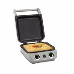 Cuisinart 1700W Stainless Steel Countertop Oven with Built-In Timer and Multi-Function Cooking thumbnail 2