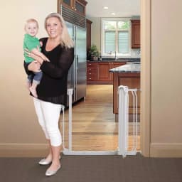 Dreambaby Chelsea Auto-Close Security Gate with Extensions, White, 29.5 in. H thumbnail 4