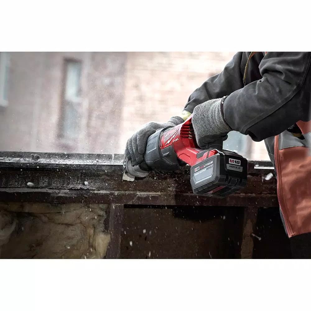 Milwaukee M18 FUEL 18V Brushless Cordless Orbital Reciprocating Saw with 8.0 Ah Battery