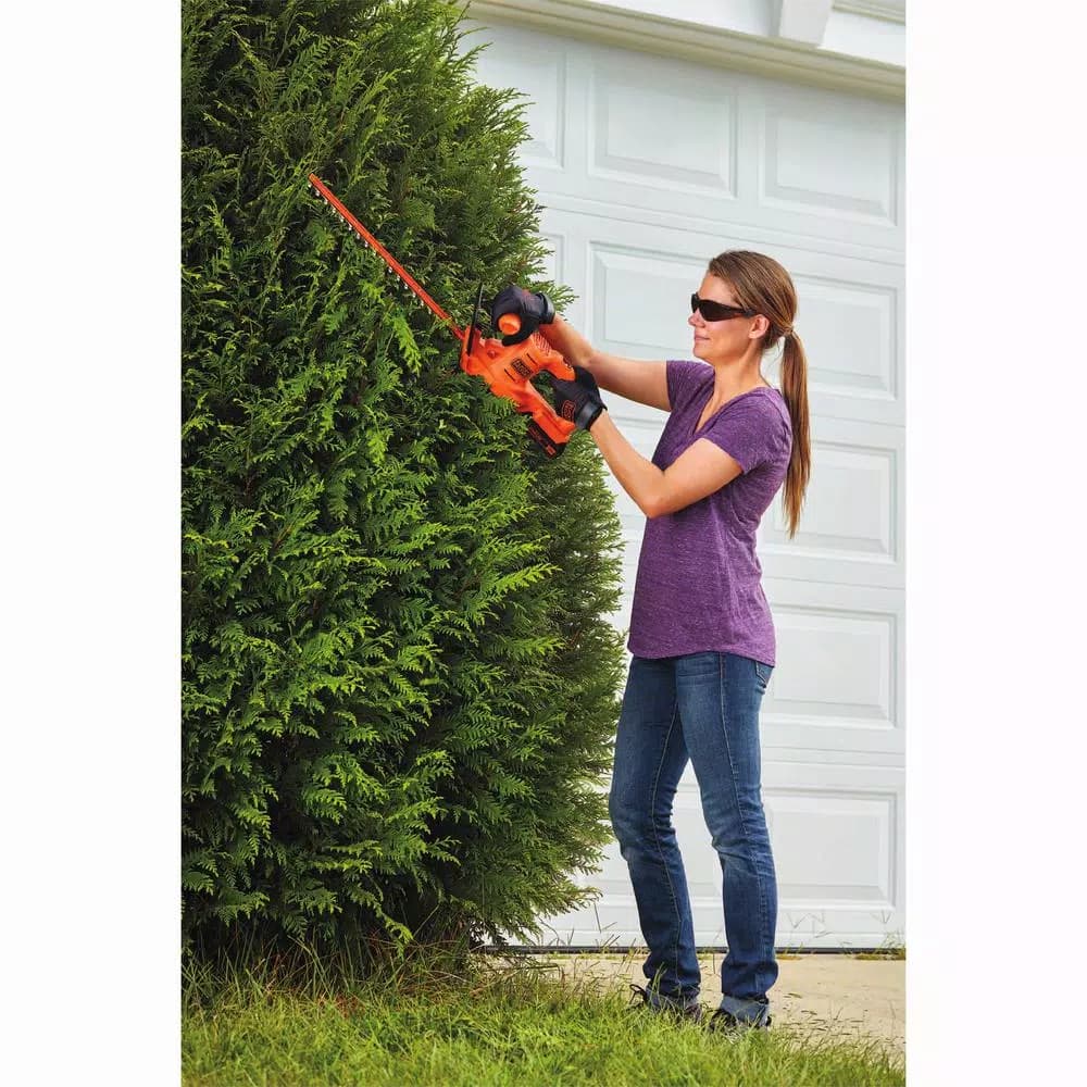 BLACK+DECKER 20V MAX 18 in. Cordless Lithium-Ion Hedge Trimmer with 1.5 Ah Battery and Charger