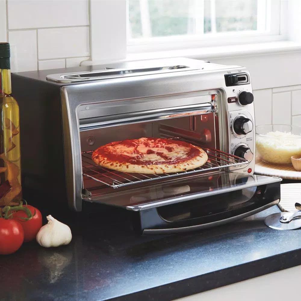Hamilton Beach 2-in-1 1450W Toaster Oven and 4-Slice Toaster, Silver