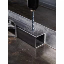 Milwaukee 17/32 in. Thunderbolt Black Oxide Twist Drill Bit, 1/2 in. Shank thumbnail 7
