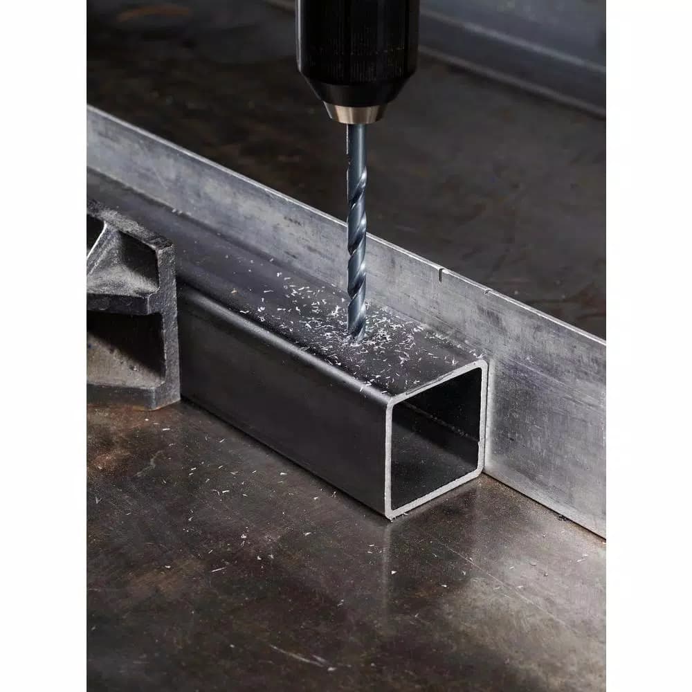 Milwaukee 17/32 in. Thunderbolt Black Oxide Twist Drill Bit, 1/2 in. Shank