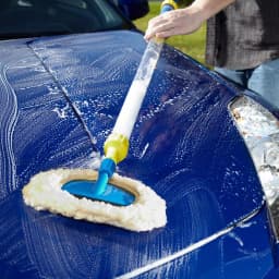 AutoRight Auto-Wash Stick 18 oz. Solution Dispensing Car Wash Brush with 56 in. Extendable Handle thumbnail 4