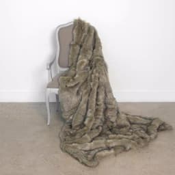 Best Home Fashion Tawny Fox Faux Fur Throw Blanket, 58 in. x 84 in., Southwestern Style thumbnail 1