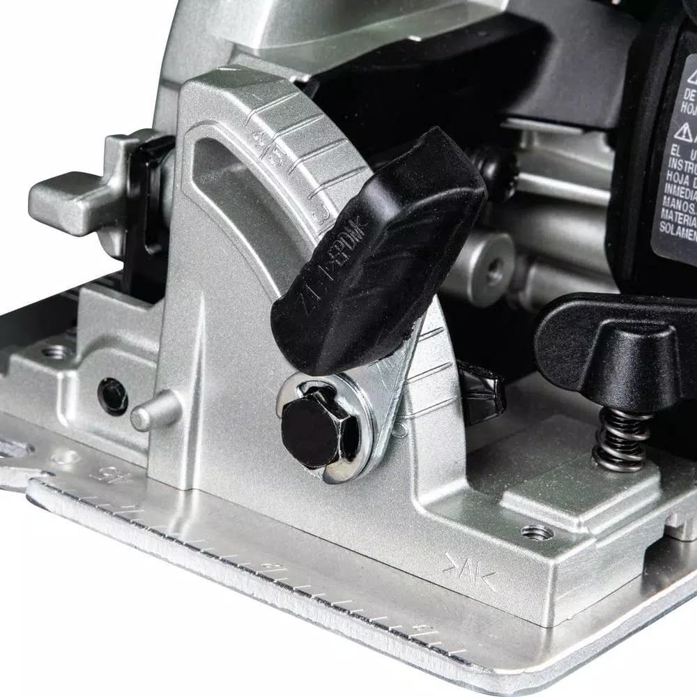 Makita 18V LXT Sub-Compact Brushless 6-1/2 in. Circular Saw with AWS, Tool Only
