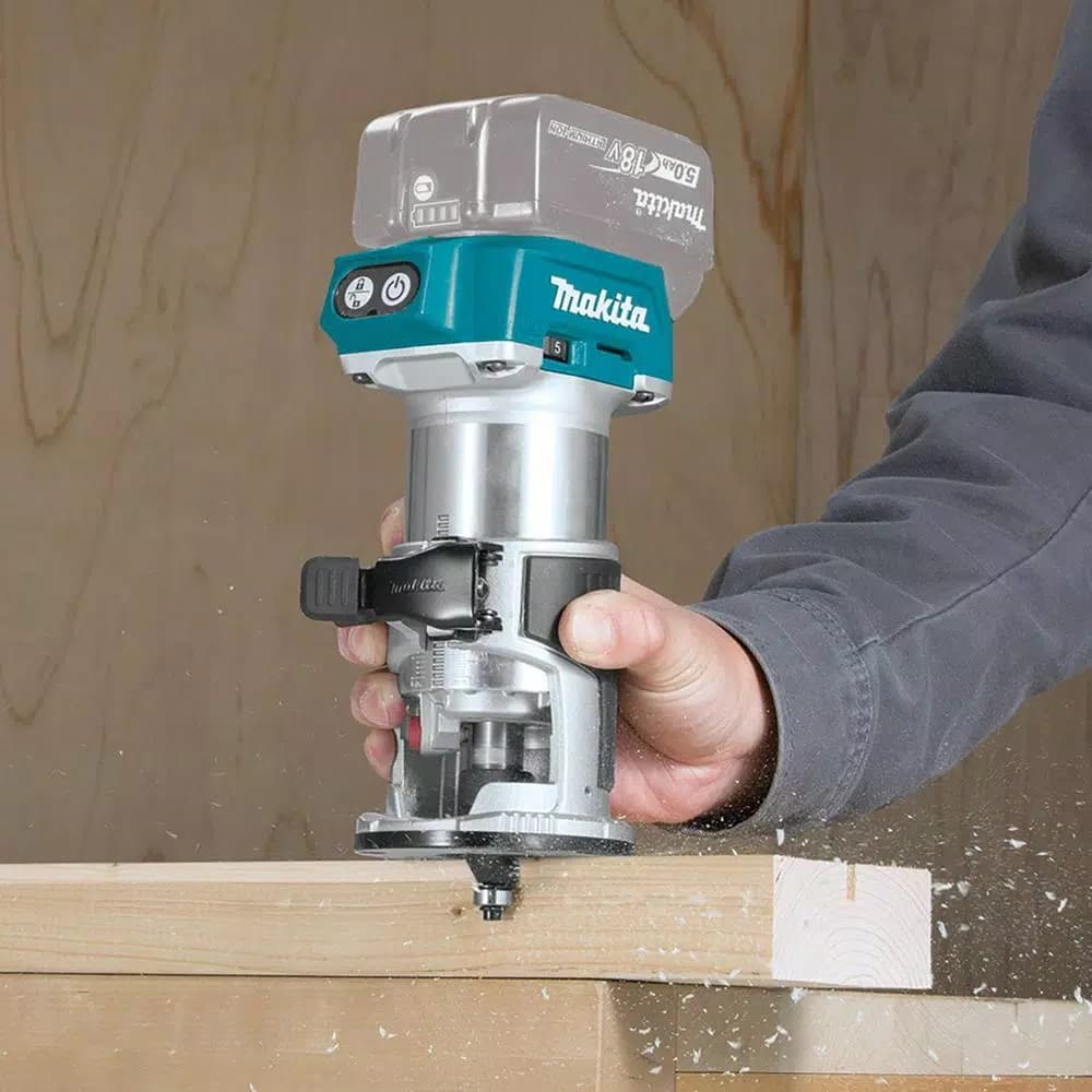 Makita 18V LXT Brushless Router, Jig Saw, and 2 Gal. Dust Extractor Combo Kit with 5.0 Ah Battery and Charger