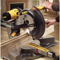 DEWALT DWS709 12 in. Dual Bevel Sliding Compound Miter Saw, 15 Amp thumbnail 9