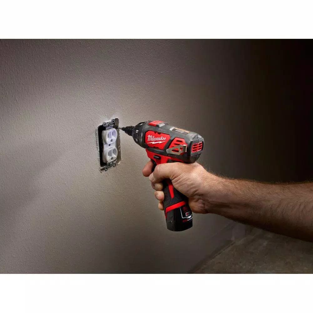 Milwaukee M12 12V Lithium-Ion Cordless 1/4 in. Hex Screwdriver Kit with Two 1.5 Ah Batteries, Charger and Bag