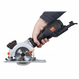 WEN 5 Amp 4-1/2 in. Compact Circular Saw with Laser Guide and Carrying Case thumbnail 2