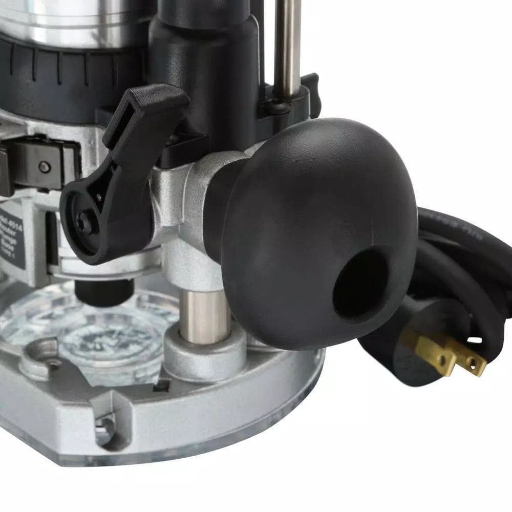 Porter-Cable 1-1/4 HP Compact Router with Plunge Base and Dust Bag