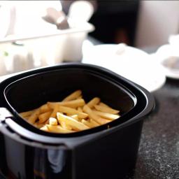Professional Series Cool Touch 3.38 Qt. Air Fryer, 1500W Compact Countertop Fryer - Black thumbnail 5