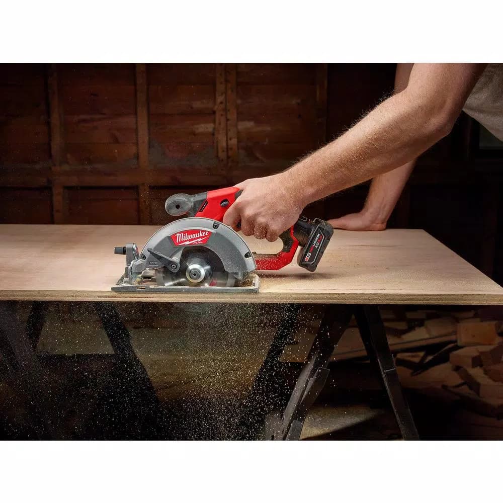 Milwaukee M12 FUEL 5-3/8 in. Brushless Cordless Circular Saw with 4.0 Ah Battery