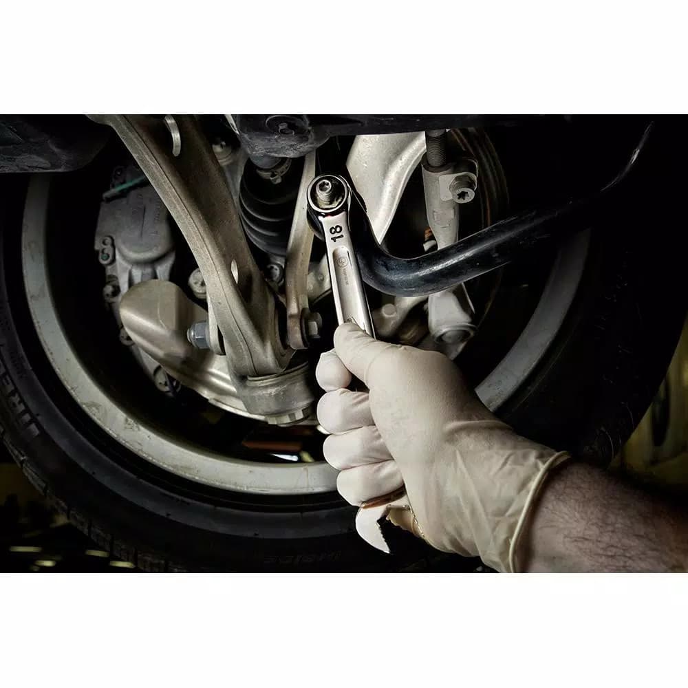 Milwaukee 7-Piece SAE Combination Wrench Set with Max Bite Open-End Grip