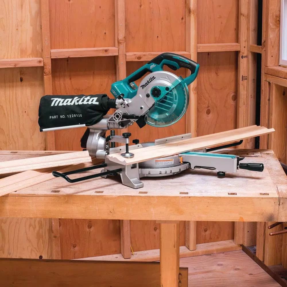 Makita 18V X2 LXT Brushless 7-1/2 in. Dual Slide Compound Miter Saw (Tool-Only)