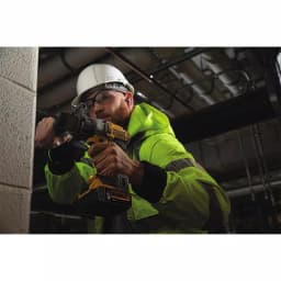DEWALT 20V MAX XR Brushless 4-Tool Combo Kit with FLEXVOLT 6.0Ah & 2.0Ah Batteries thumbnail 9