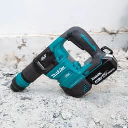 Makita 18V LXT Brushless Cordless AVT Power Scraper Kit with 5.0 Ah Batteries and Charger thumbnail 11