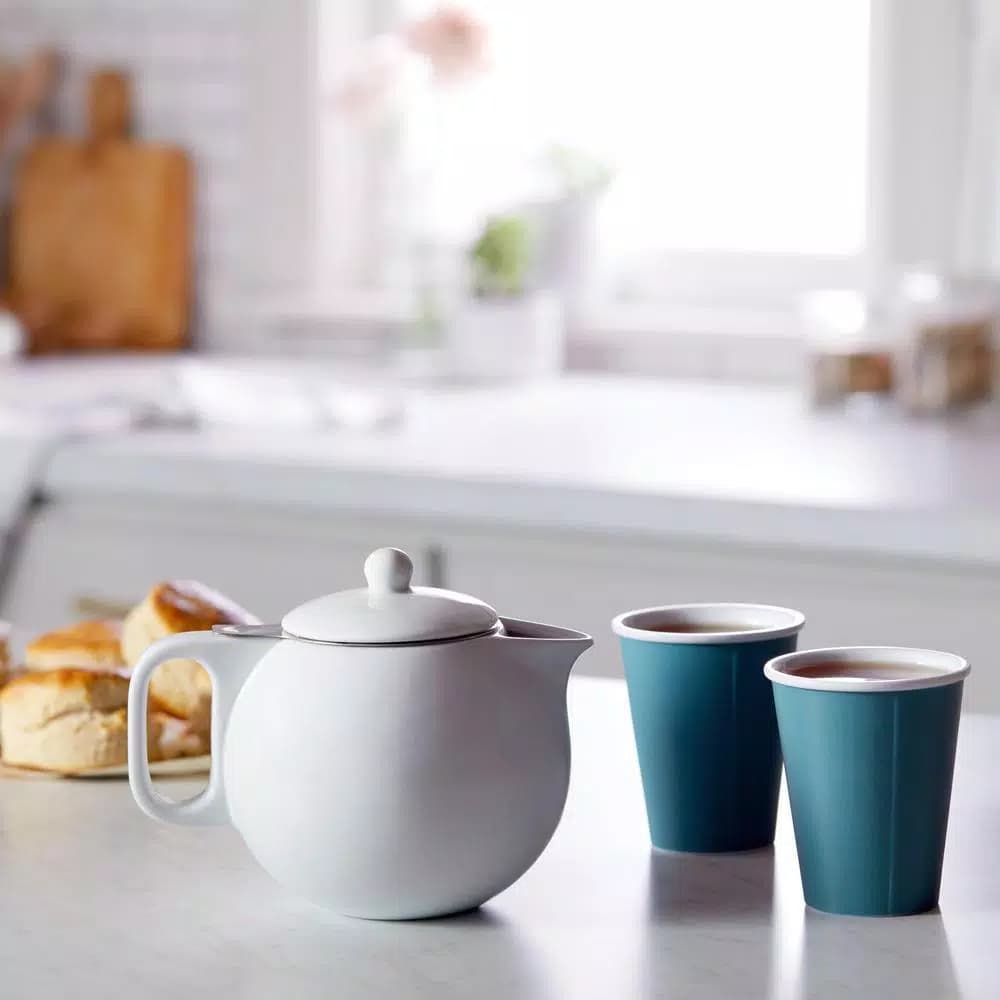 VIVA Scandinavia Jaimi 3-Piece Porcelain Teapot and Laura Cup Set, 4.5-Cup