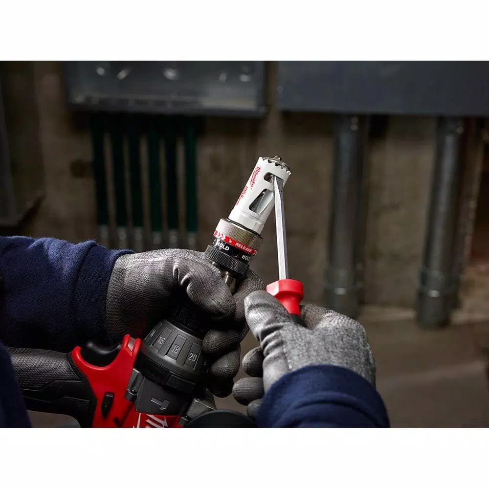 Milwaukee Hole Dozer 15-Piece Bi-Metal Hole Saw Kit with Rip Guard and Plug Jack